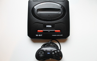 Sega Mega Drive II - konsolipaketti (3)