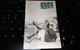 Kaunis Nainen ja Polkupyörä 1911 PK130/1