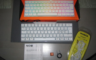 NOS C-450 Mini PRO RGB näppäimistö