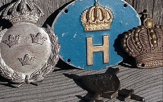 Ruotsin Militaria - 4 KPL. Yksi merkeistä Hopeinen.