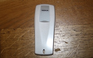 Nokia 6610 takakuori (valkoinen)