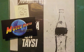 RADIOPUHELIMET - TYHJÄ ON TÄYSI - FIN 1988 EX+/EX+ 7"