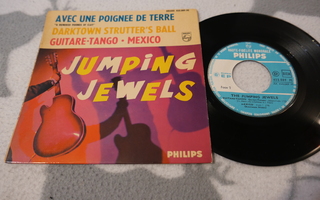 The Jumping Jewels-Avec Une Poignée De Terre Ep/Ranska/1962