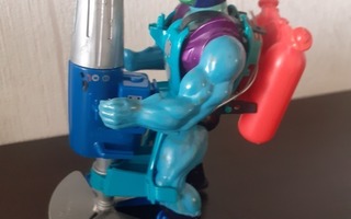 Scub- attack Skeletor motu