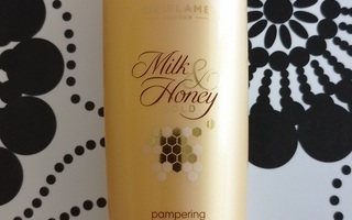 ~Oriflame Milk & Honey Gold Pampering -suihkuvoide~
