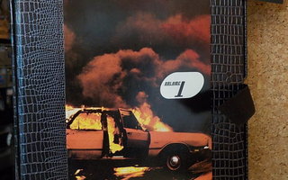 MÖTLEY CRUE - MUSIC TO CRASH YOUR CAR TO VOL. I 4CD BOX SET