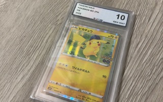 Pikachu holo #28 UCG 10 Pokemon kortti