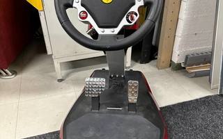 Thrustmaster Ferrari Wireless ratti ja polkimet