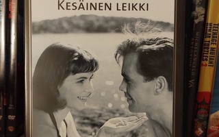 Kesäinen leikki - Sommarlek (1951)