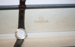 Omega  Constellation. Naisten rannekello . Käy moitteetomast