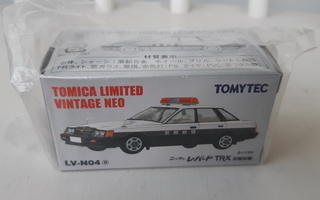 Nissan Leopard TR-X poliisi-auto Tomica limited vintage