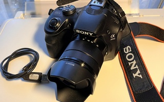 Sony a3000 järjestelmäkamera + Sony 18-55mm objektiivi