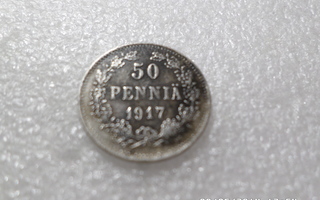50  penniä 1917  hopeaa  kotka  kruunulla,