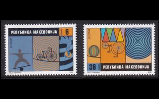 Pohjois-Makedonia 254-5 ** Europa sirkus (2002)