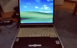 WinXP Fujitsu Lifebook läppäri