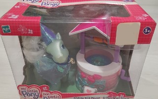 G3 MLP Crystal Crown Wishing Well Playset (2003, MIB)