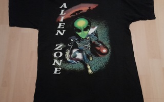 Alien zone T-paita