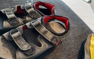 Sievi paksupohjaiset sandaalit 40, sp. 25,6 cm, unisex