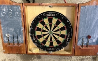 Darts tikkataulu+ kaappi