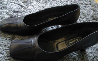 Italialaiset Attilio Shoes Avokkaat / Nahkakengät - koko 38