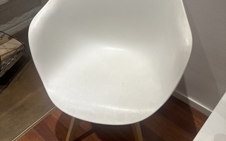 Valkoinen tuoli 3kpl