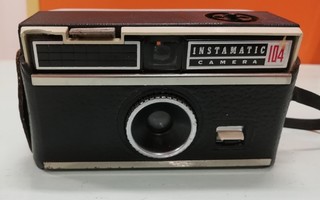 Instamatic 104 kamera