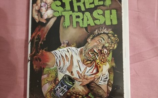 Street trash arrow video