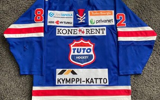 Game Worn Pelipaita Aki Keinänen TUTO 2013-2014