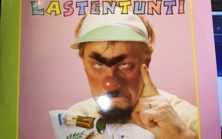 2LP NASSE-SEDÄN Lasten Tunti ( SIS POSTIKULU)