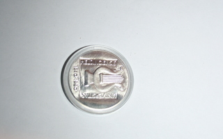 100 mk  50 vuotis kolikko. 1940 -1990