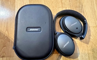 Bose QuietComfort 25 QC25 kuulokkeet (musta)