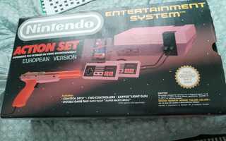 NES Nintendo pelikonsoli, Boxed