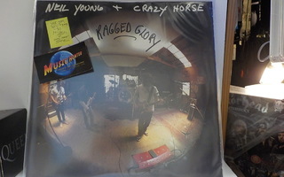 NEIL YOUNG AND CRAZY HORSE - RAGGED GLORY - M-/EX+ LP