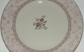 Iso Ruokalautanen / Katelautanen Rose Damask (6 kpl)