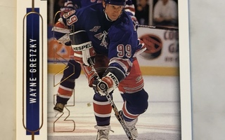 1999-00 Upper Deck MVP Wayne Gretzky #131