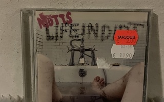 The Mutts - Life in Dirt (cd)