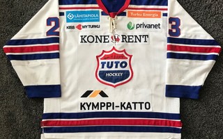 Game Worn Pelipaita Andrei Hakulinen TUTO 2013-2014