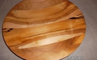 Massiivinen puinen design lautanen 30cm