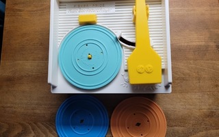 FISHER PRICE MUSIC BOX