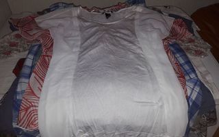 Toppi / t-paita : valkoinen koko M