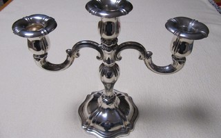 Hopeinen kynttilänjalka 3:lle kynttilälle kork. 25 cm