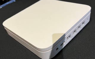 Apple Airport Extreme Base Station 1st Generation