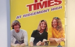 Kuumat Kinkut - Fast Times at Ridgemont High (DVD) 1982