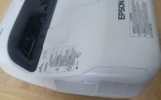 Lähiprojektori - Epson 1420wi