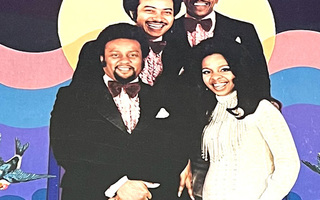 Gladys Knight & The Pips* – Knight Time
