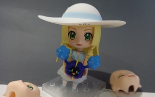 Pokemon Lillie nendoroid figuuri