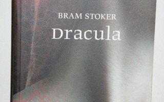 Bram Stoker : DRACULA