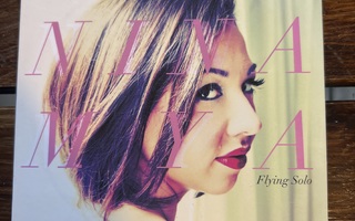 Nina Mya: Flying Solo cd