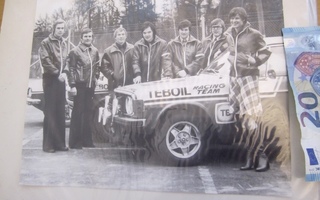 Valokuvakansio Teboil Auto Ralli Kuskit Ari Vatanen ym 1975