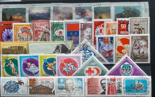 CCCP NEUVOSTOLIITTO 70-luku LEIMATTUJA postimerkkejä 34 kpl